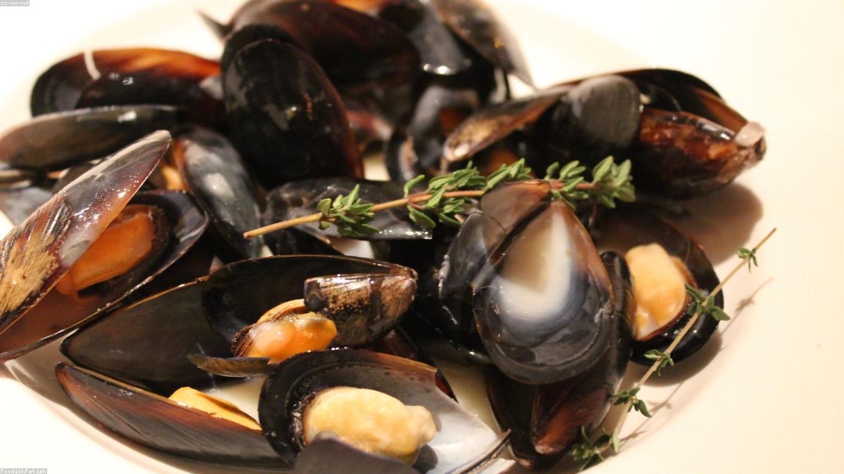 7 Upselling Strategies That Work Automatically on a Digital Menu